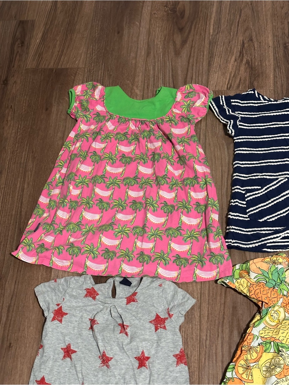 Bundle of Girls 4T Short Sleeve Dresses by Various Brands - Picture 3 of 14